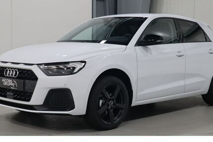 Audi A1 1.111 km 23.420 € Aachen 52078