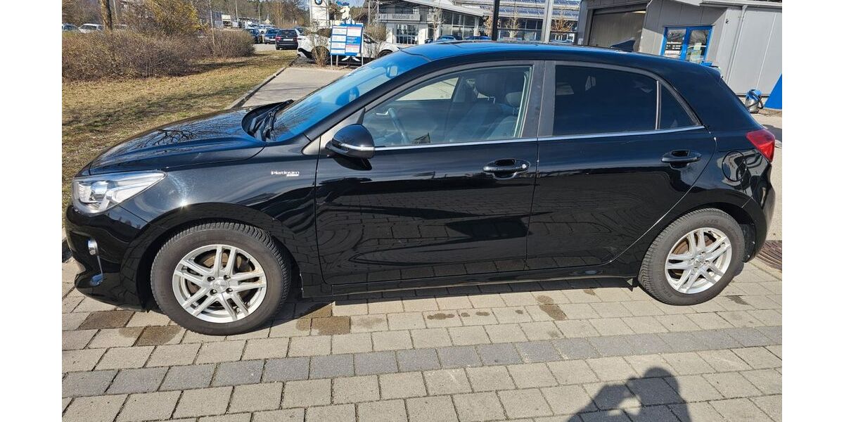 Kia Rio 22.600 km 17.500 &euro; Roth 91154