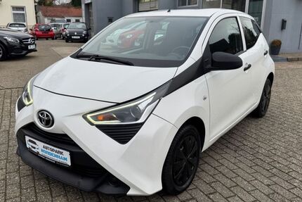 Toyota Aygo (X) 147.000 km 6.450 &euro; Nordenham 26954