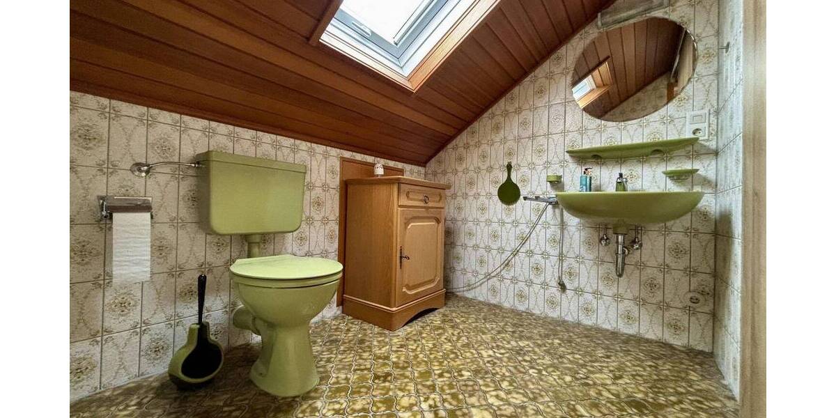 Doppelhaushälfte Balingen - 6 Zimmer, 130 m&sup2;, 1.200&euro; | Angebot:26377654
