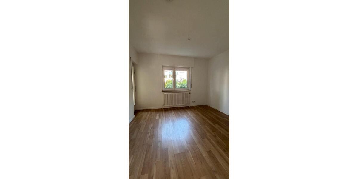 Etagenwohnung Ludwigsburg Hoheneck - 3 Zimmer, 70 m&sup2;, 1.200&euro; | Angebot:26671444