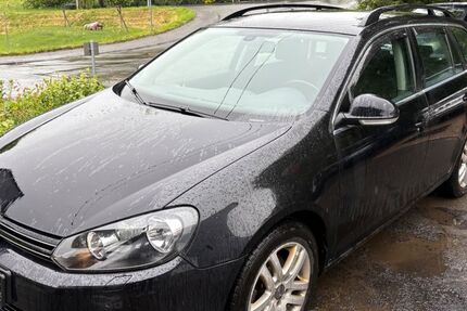 VW Golf 296.000 km 2.490 &euro; Freudenberg 57258
