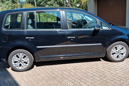 VW Touran 195.000 km 3.450 &euro; Spechbach 74937