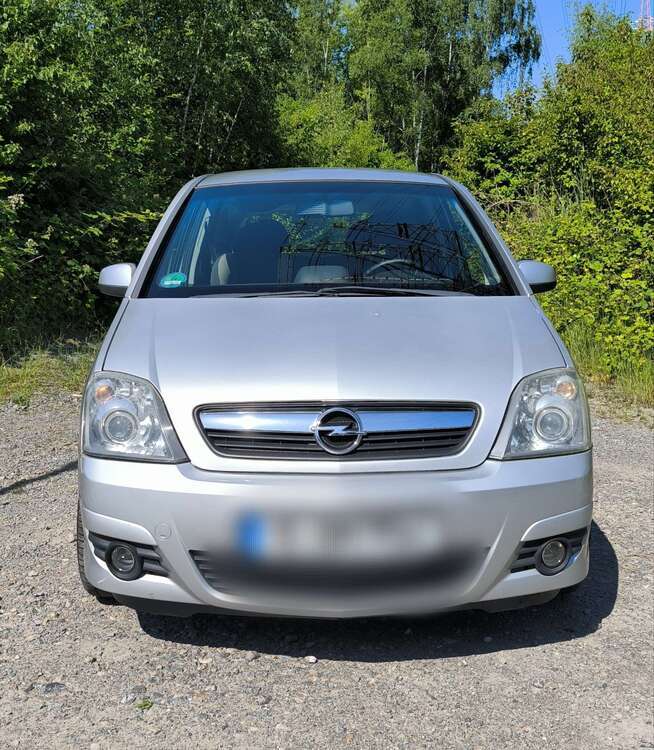 Opel Meriva 110.000 km 3.500 € Essen 45359