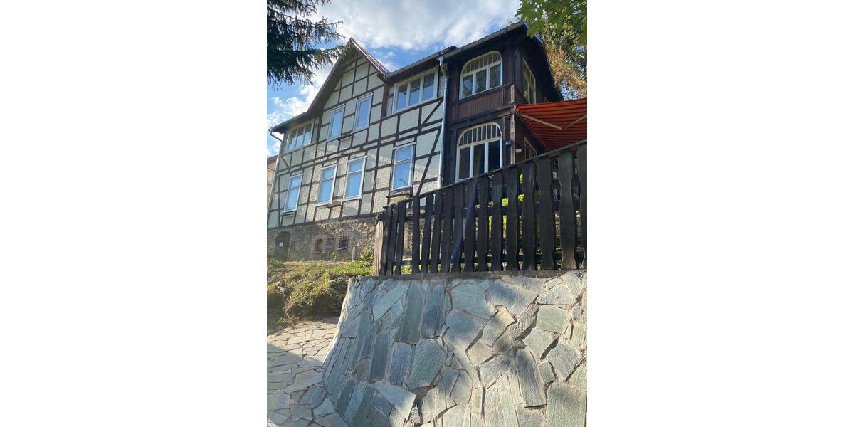 Einfamilienhaus Blankenburg (Harz) - 10 Zimmer, 200 m&sup2;, 160.000&euro; | Angebot:26459507
