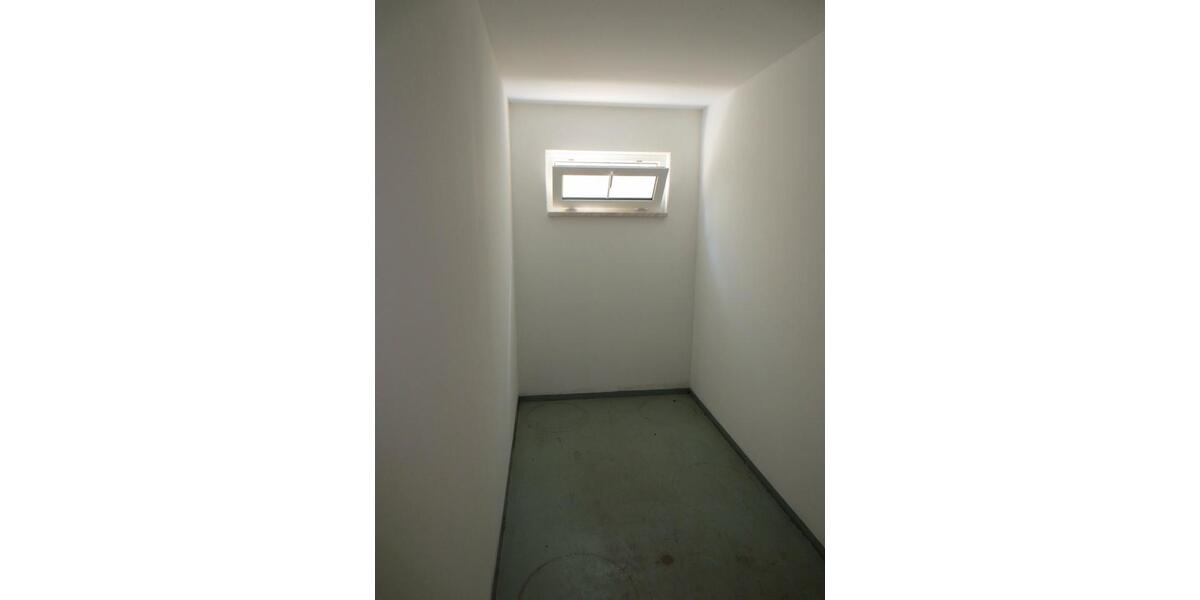 Erdgeschoßwohnung Freiberg - 2 Zimmer, 61 m&sup2;, 460&euro; | Angebot:26405218