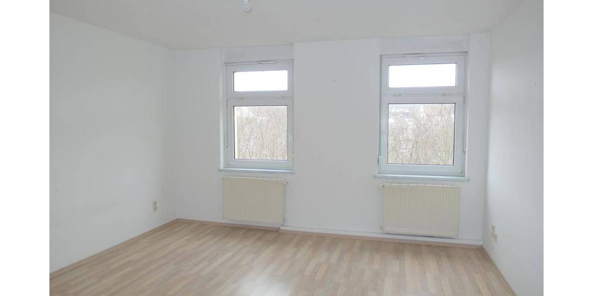 Etagenwohnung Döbeln Sörmitz - 3 Zimmer, 74 m&sup2;, 385&euro; | Angebot:26028680