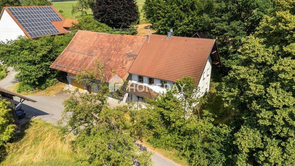 Historisches EFH mit großem Grundstück - ca. 180 Quadratmeter Wohnfläche in ruhiger Lage 4 zimmer