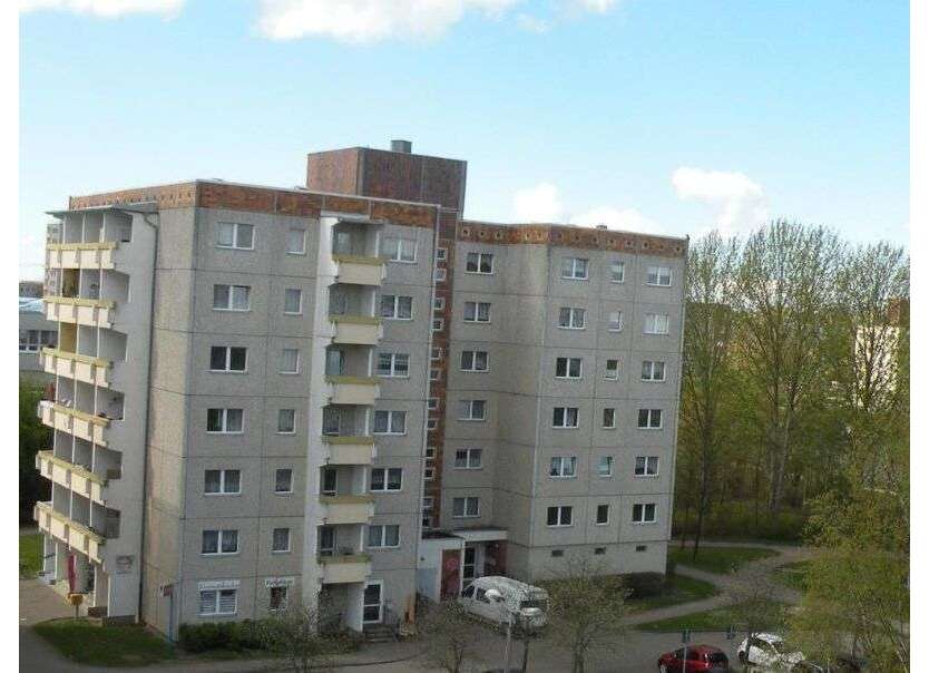 Wohnung zum Mieten in Stralsund 205,50 € 30.22 m²