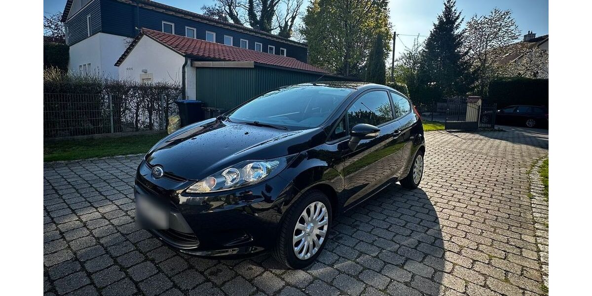 Ford Fiesta 94.000 km 3.300 &euro; Erding 85435