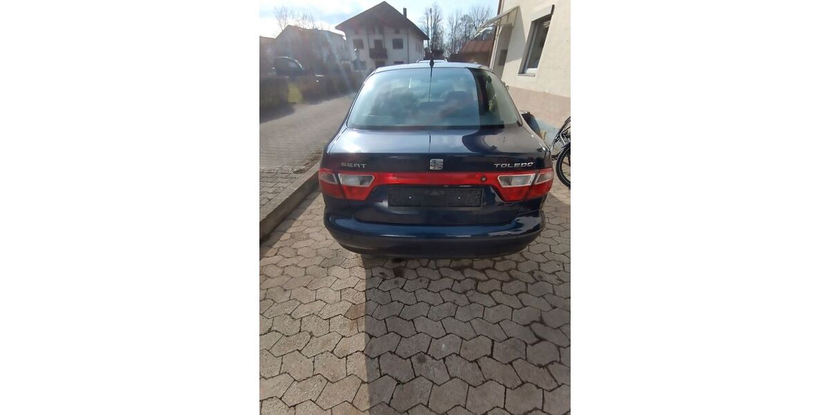 Seat Toledo 118.322 km 1.270 &euro; obing 83119