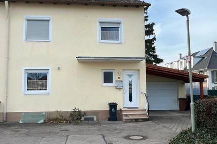 Gepflegtes Reiheneckhaus im Zentrum - ruhige Sackgasse 5 zimmer