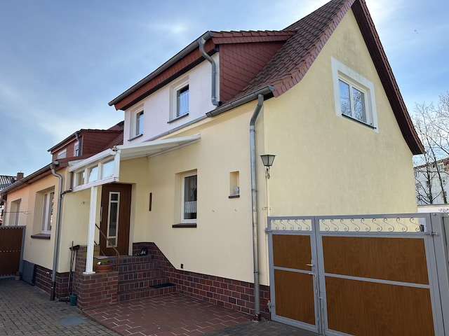 Haus zum Kaufen in Schwedt 264.000 € 108 m²