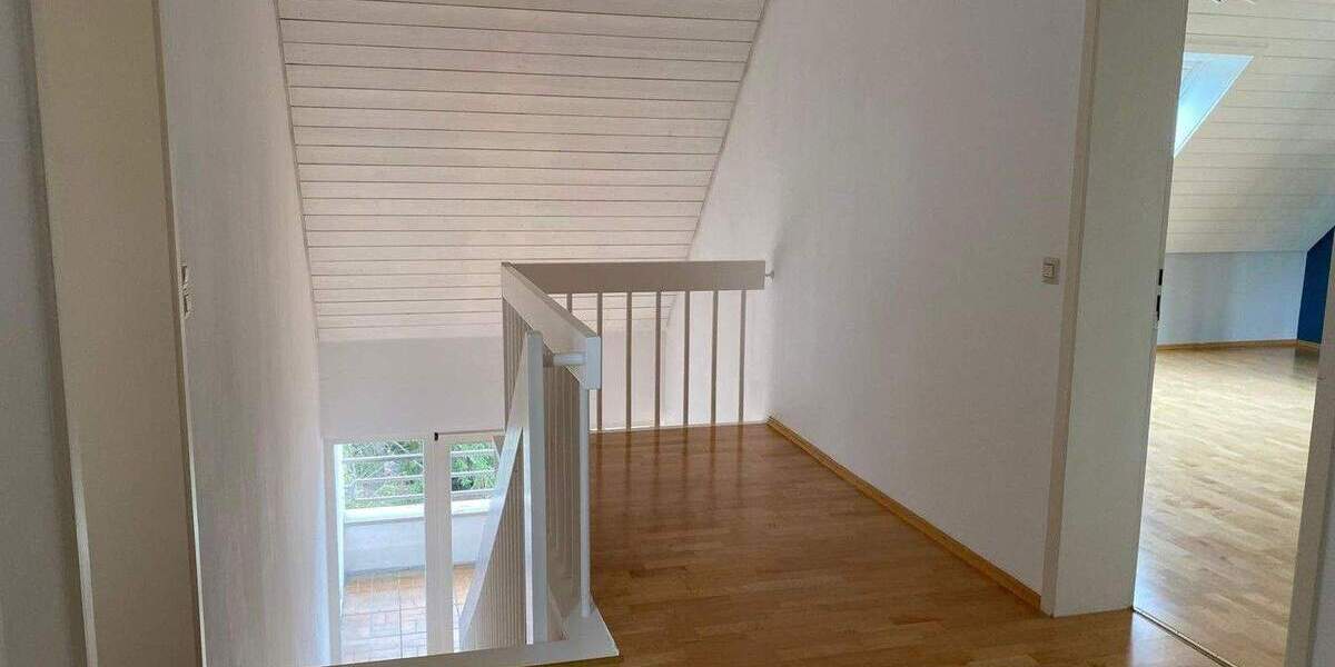 Etagenwohnung Donaeuschingen Donaueschingen - 6 Zimmer, 220 m&sup2;, 490.000&euro; | Angebot:25721096