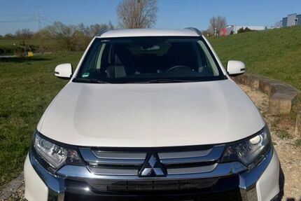Mitsubishi Outlander 175.000 km 12.900 &euro; Bamberg 96052
