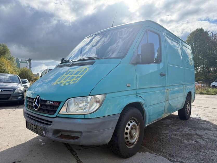 Mercedes-Benz Sprinter 111.000 km 3.999 € Chemnitz 09114