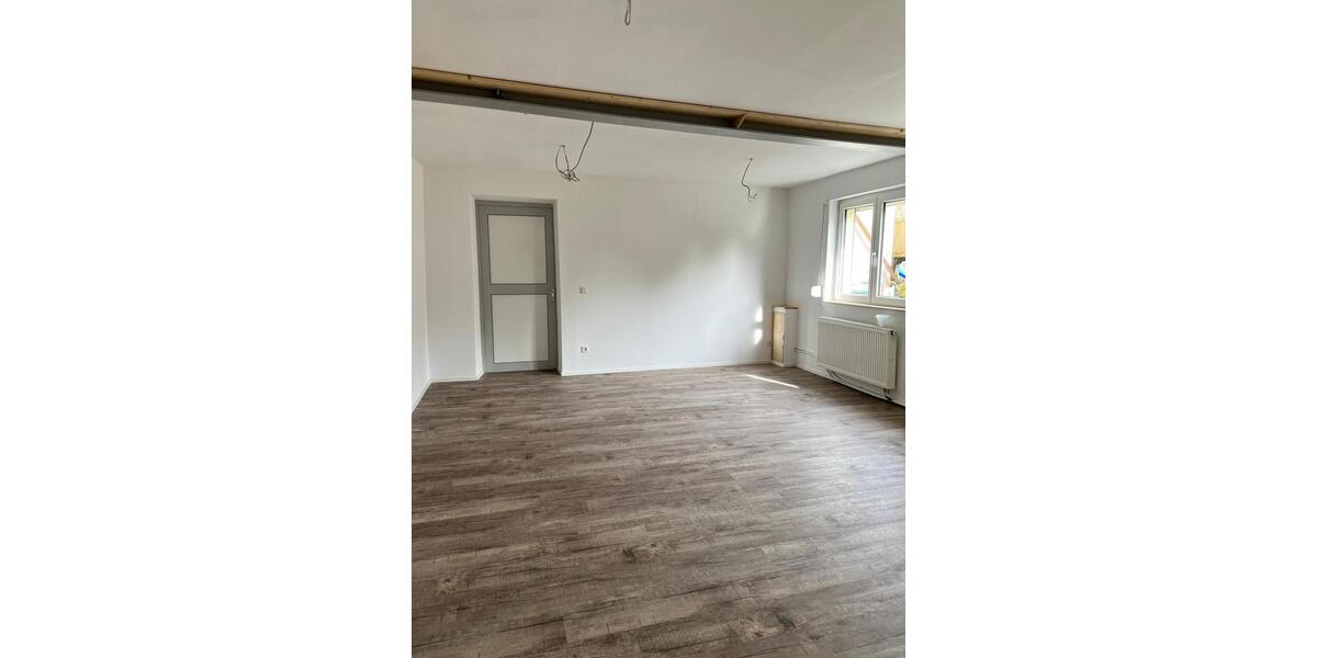 Büroraum mit Lager zimmer