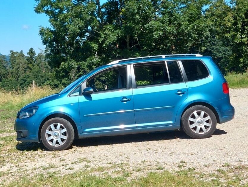 VW Touran 205.000 km 5.200 € Anger 83454