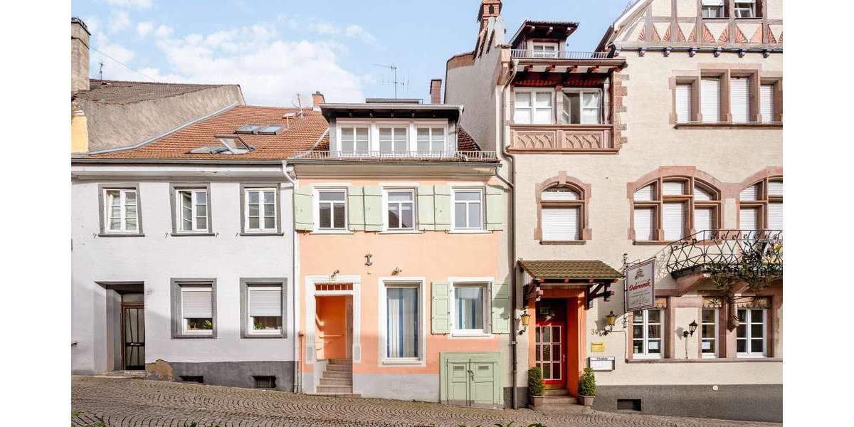 Etagenwohnung Gernsbach - 3 Zimmer, 98 m&sup2;, 295.000&euro; | Angebot:25298612