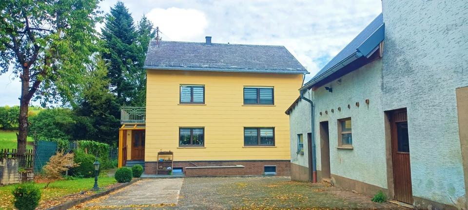 Einfamilienhaus mit Nebengebäude in Morbach-Elzerath 5 zimmer