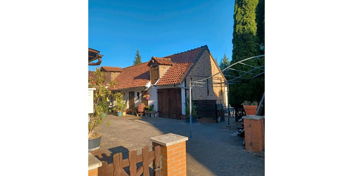 Mehrfamilienhaus, Wohnhaus Königslutter am Elm - 8 Zimmer, 183 m&sup2;, 186.000&euro; | Angebot:26888260