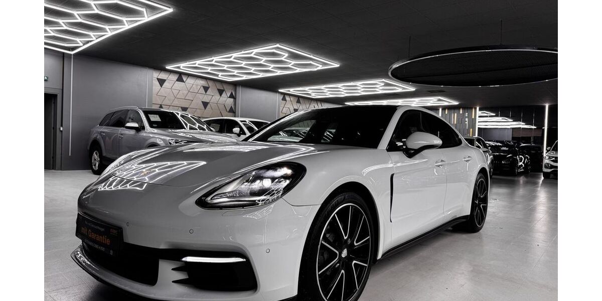 Porsche Panamera 136.900 km 54.990 € Peine 31226