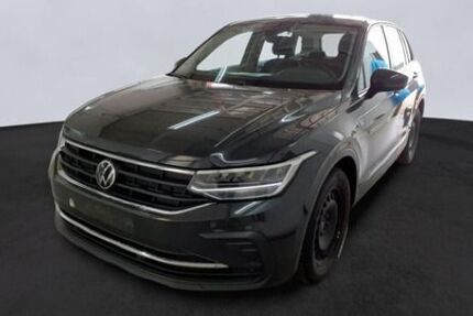 VW Tiguan 18.640 km 23.833 &euro; Kassel 34123