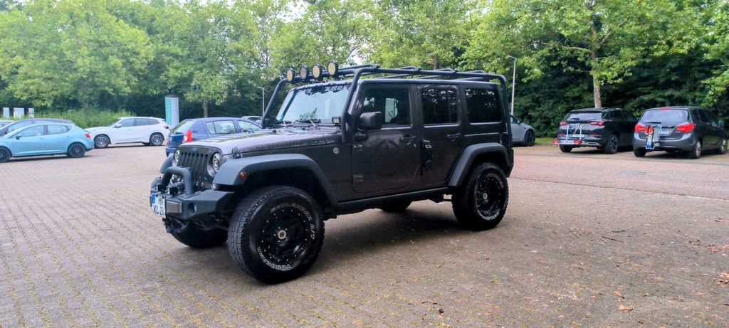 Jeep Wrangler 89.000 km 35.200 &euro; Bad Wimpfen 74206