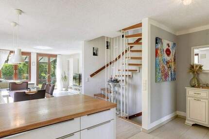 Haus Stuttgart Stammheim - 5 Zimmer, 129 m&sup2;, 665.000&euro; | Angebot:25729899