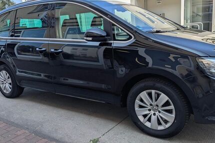 VW Sharan 164.000 km 12.390 &euro; Berlin 12559