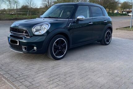 Mini Countryman S (Cooper) 158.100 km 8.900 &euro; Hameln 31785