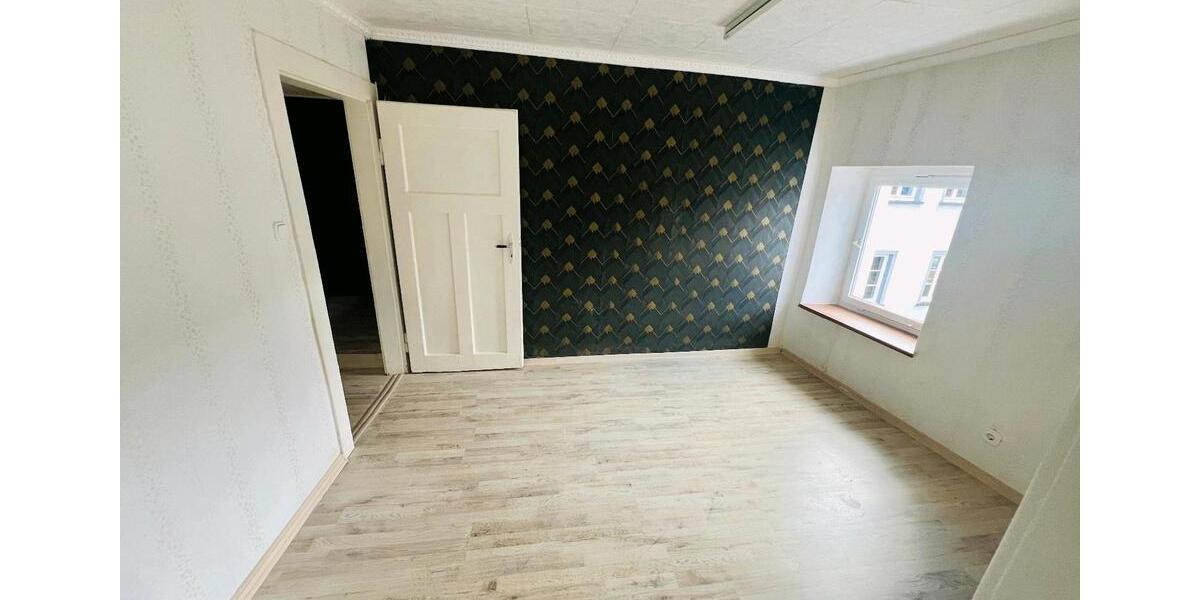 Mehrfamilienhaus, Wohnhaus Stadtkyll - 15 Zimmer, 350 m&sup2;, 220.000&euro; | Angebot:25842148