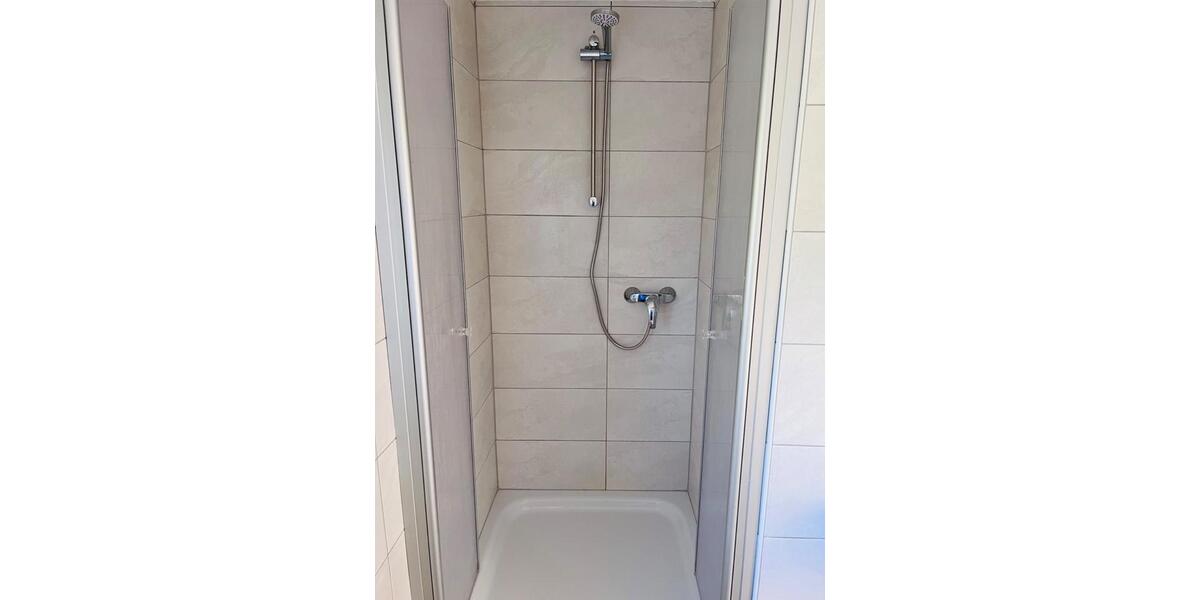 Dachgeschoßwohnung Marburg - 4 Zimmer, 80 m&sup2;, 780&euro; | Angebot:25431433