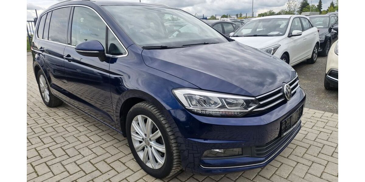 VW Touran 170.467 km 11.950 &euro; Calden 34379