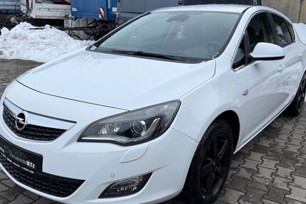 Opel Astra 173.000 km 2.999 &euro; Estenfeld 97230