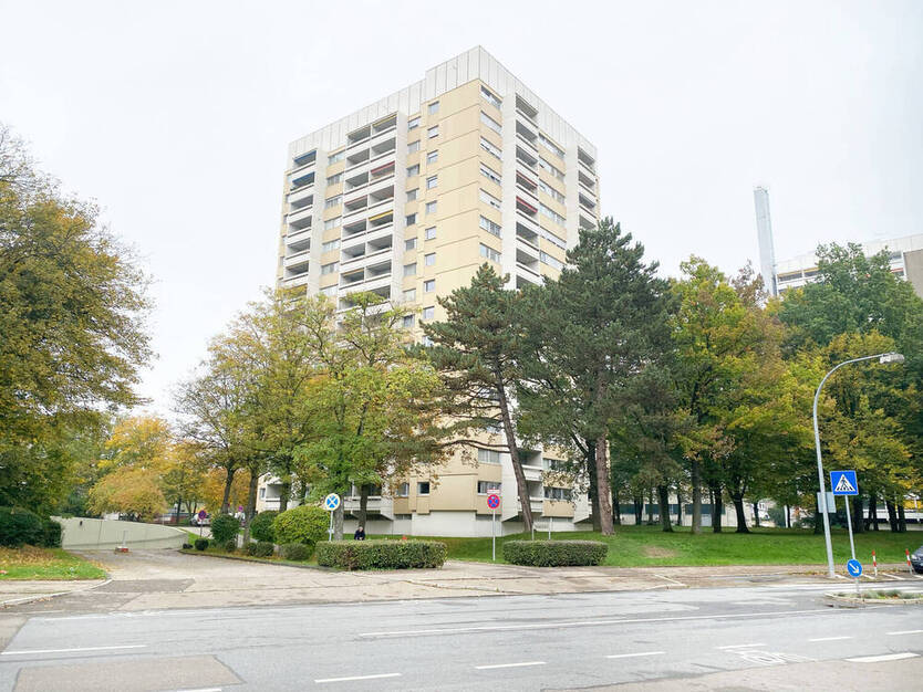 Moderne barrierefreie 1,5 Zimmer Wohnung mit Balkon in Ludwigsfeld