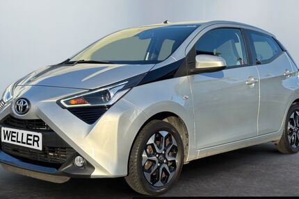 Toyota Aygo (X) 51.655 km 10.790 € Dortmund 44143