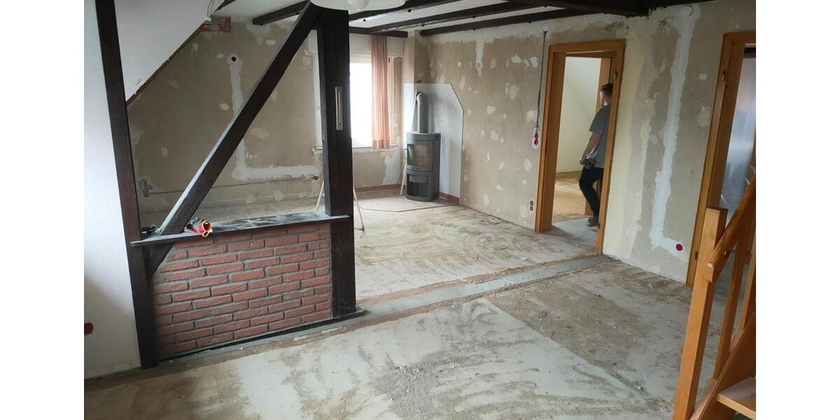 Einfamilienhaus Warstein - 8 Zimmer, 190 m&sup2;, 1.710&euro; | Angebot:25392205