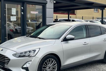 Ford Focus 124.800 km 9.990 &euro; Bad Dürrheim 78073