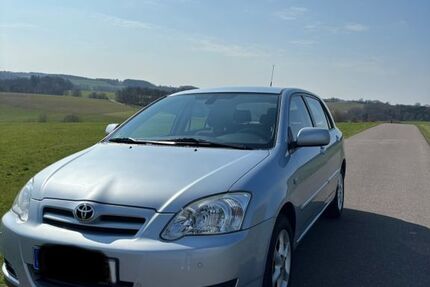 Toyota Corolla 62.000 km 6.499 &euro; Wipperfürth 51688