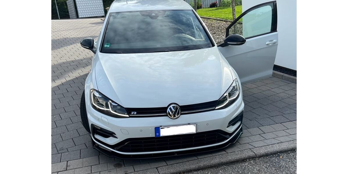 VW Golf 29.480 km 37.999 &euro; Knittlingen 75438