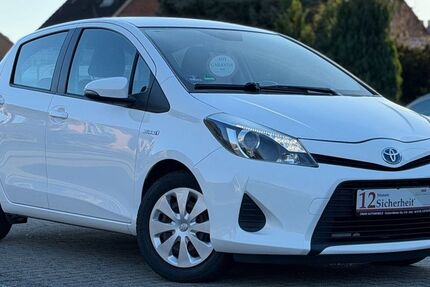Toyota Yaris 68.000 km 10.699 &euro; Kiel OT Suchsdorf 24107