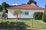 Befristete Vermietung bis 31.03.2028! Neu renovierter 3 Zimmer Bungalow mit Garage und gr. Garten