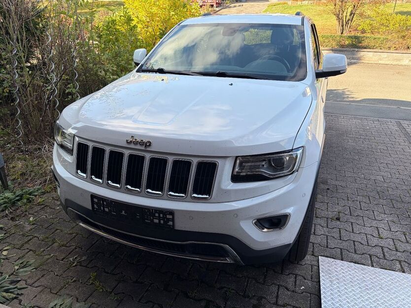 Jeep Grand Cherokee 138.000 km 18.999 € Lichtenfels 35104