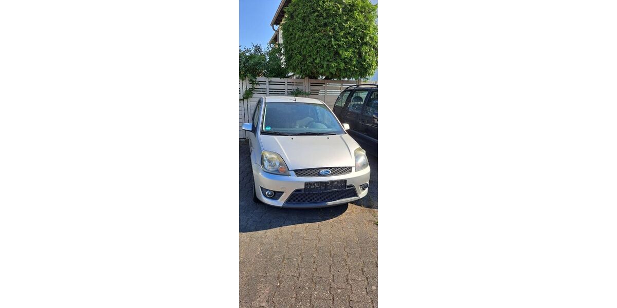 Ford Fiesta 118.000 km 1.500 &euro; Darmstadt 64295