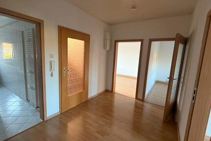 Wohnung Sömmerda - 2 Zimmer, 65 m&sup2;, 649&euro; | Angebot:26409188