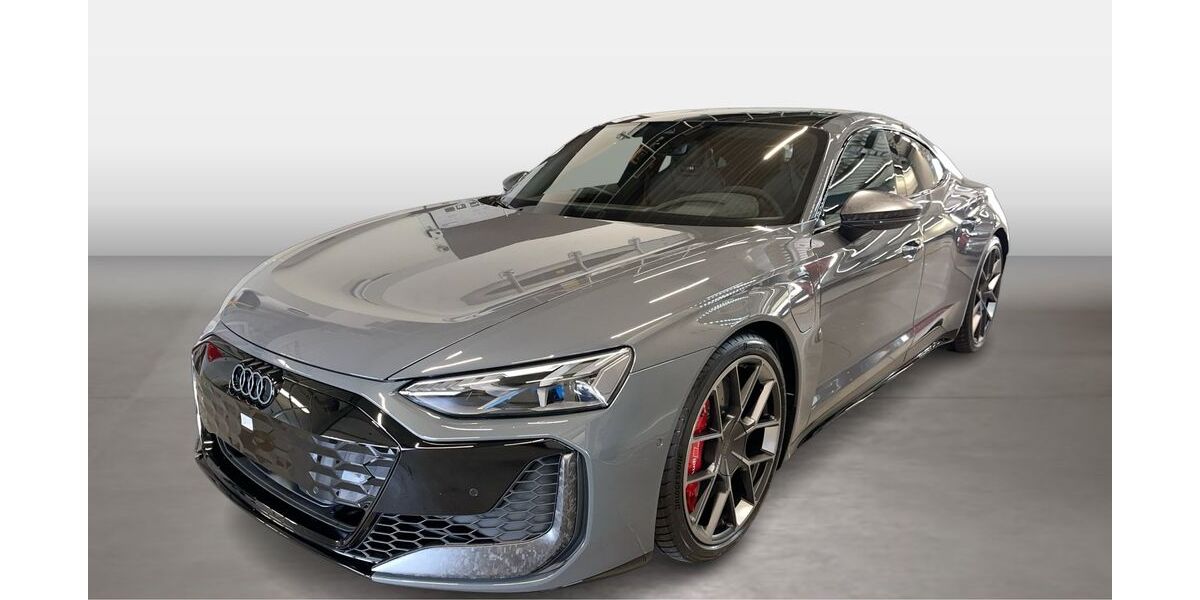 Audi RS e-tron GT 2.900 km 146.860 &euro; Landshut 84030