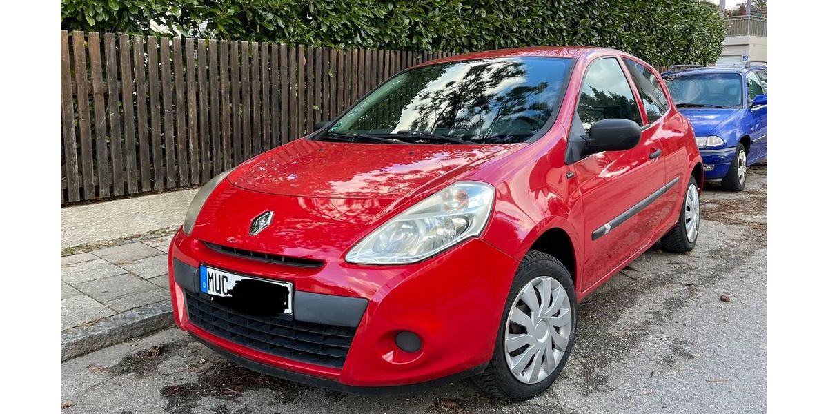 Renault Clio 105.000 km 3.650 &euro; München 81247