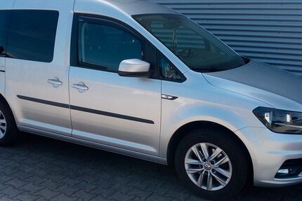 VW Caddy 107.500 km 15.199 &euro; Eisfeld 98673