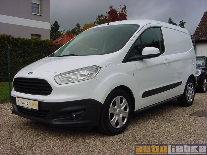 Ford Transit Courier 94.000 km 6.990 € Berlin 12623